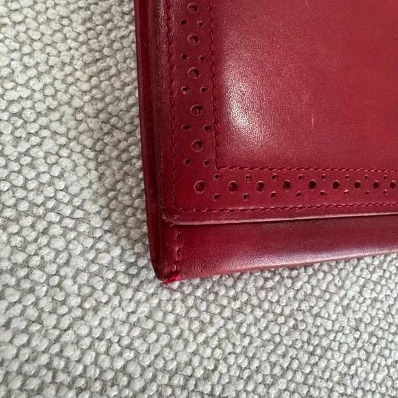 Yves Saint Laurent Crimson Leather Accessory - Picture 15 of 16